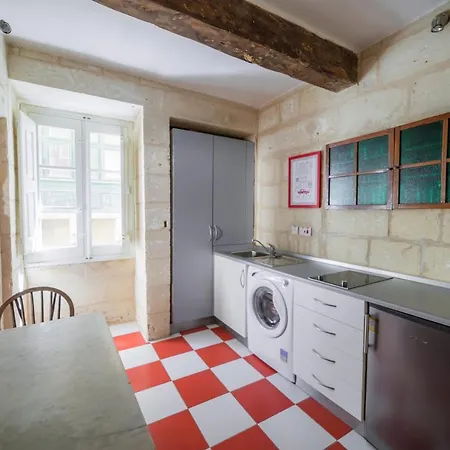 Vallettastay Standard In Apartamento