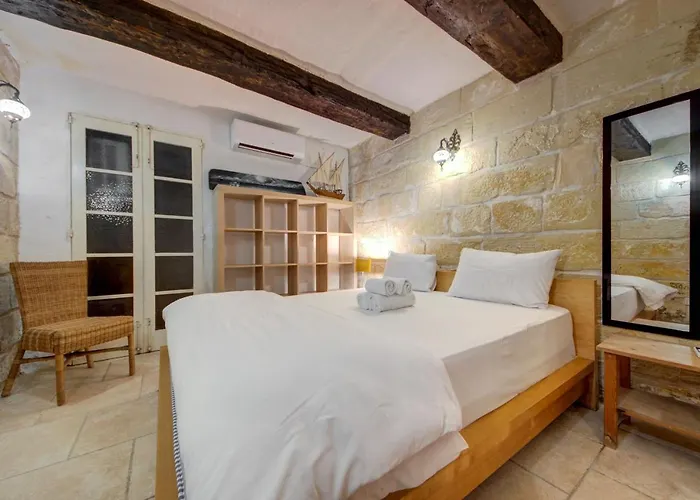 Vallettastay Standard In *